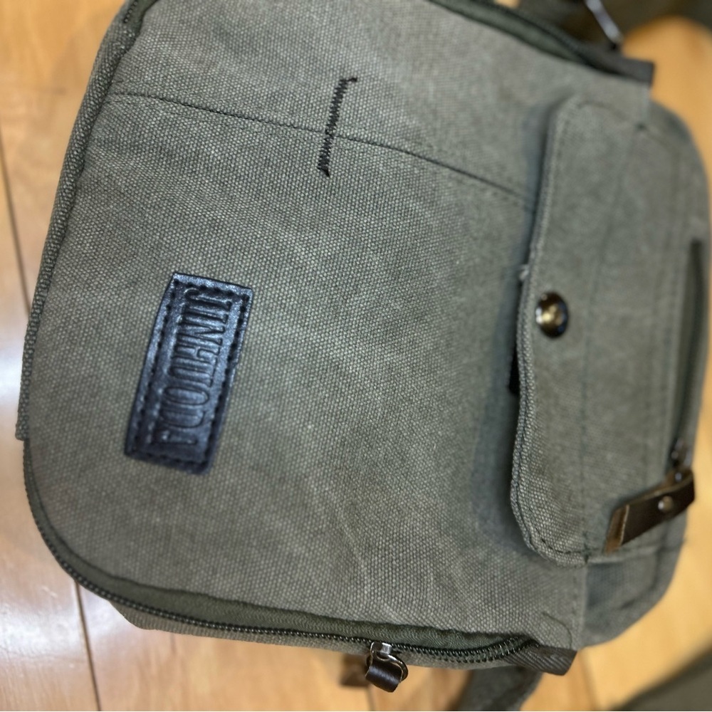 Olive Green Canvas Men’s Crossbody Chest Bag - Picture 4 of 12